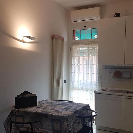 Rachel'S House Apartment Болоня Екстериор снимка